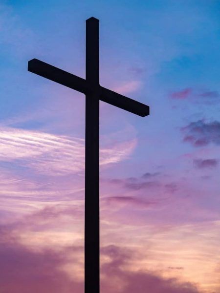Cruz en el cielo